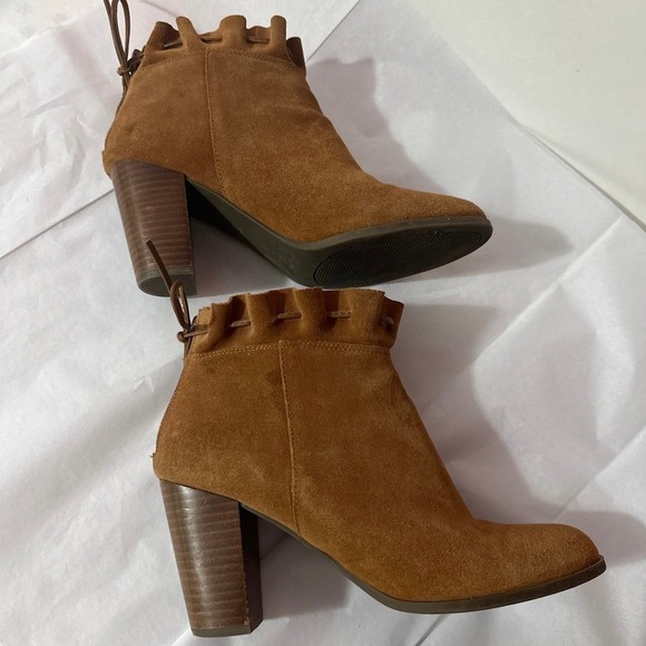 Crown & ivy suede ankle boots - Picture 3 of 6